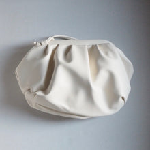 Load image into Gallery viewer, CLOUD BAG - CREAM LARGE