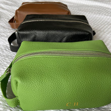 Load image into Gallery viewer, LEATHER WASH BAG WITH ZIP - MADE TO ORDER